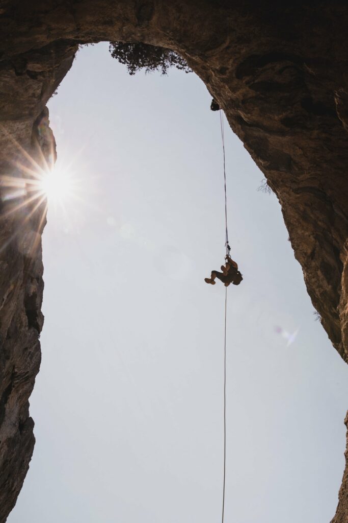 riccardo-pitzalis-coChqLem82U-unsplash-min